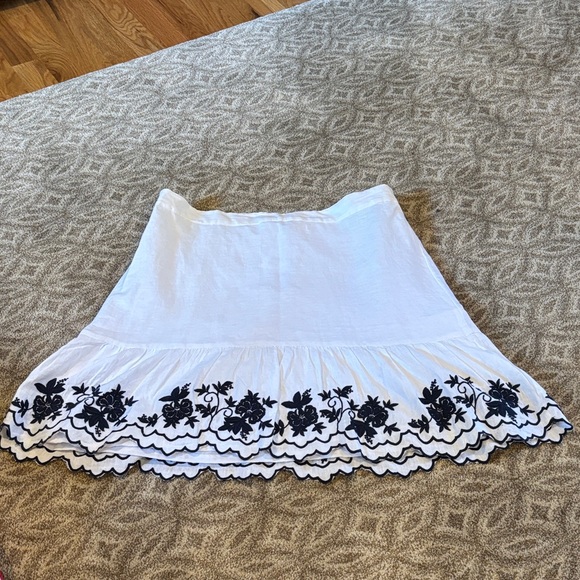 J. Crew Dresses & Skirts - J. Crew White Skirt with Navy Floral Embroidery